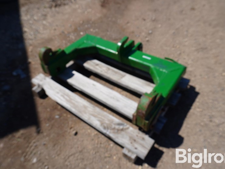 john-deere-cat-3/4-quick-hitch-image-1