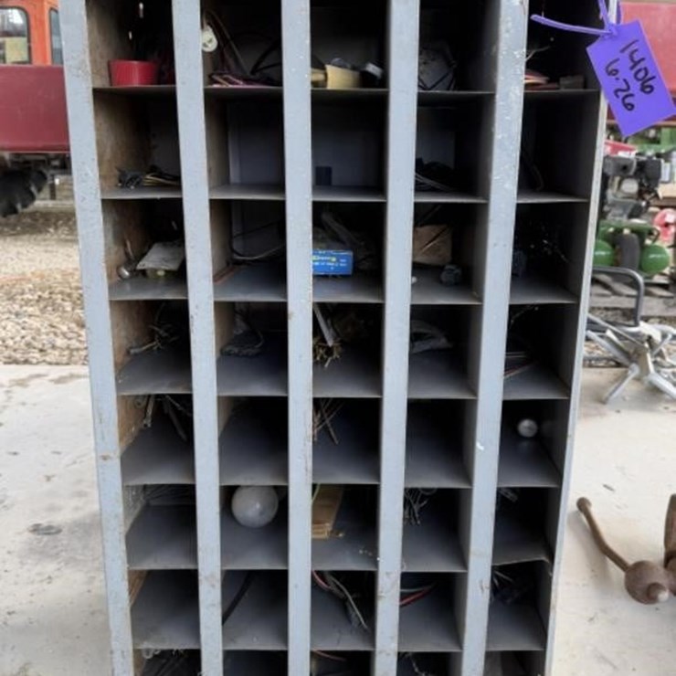 SL- Metal Small Parts Organizer