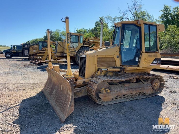 caterpillar-d5g-xl-image-1