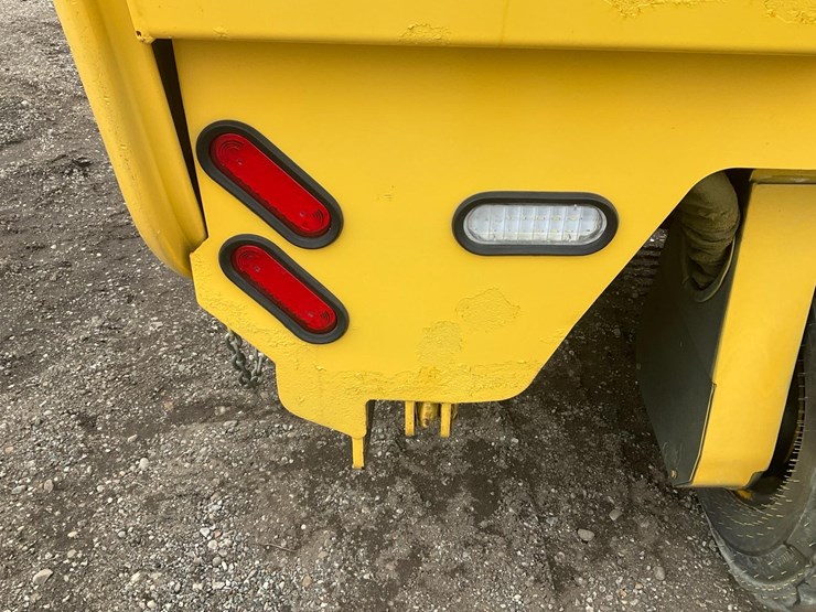 #1353-•-2020-sellick-stm-55k4-forklift-image-15