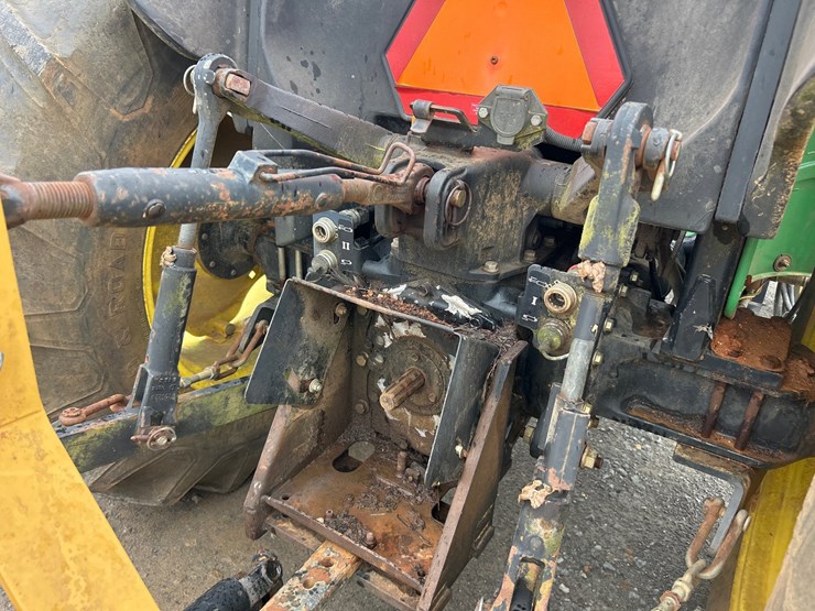 john-deere-5205-image-7
