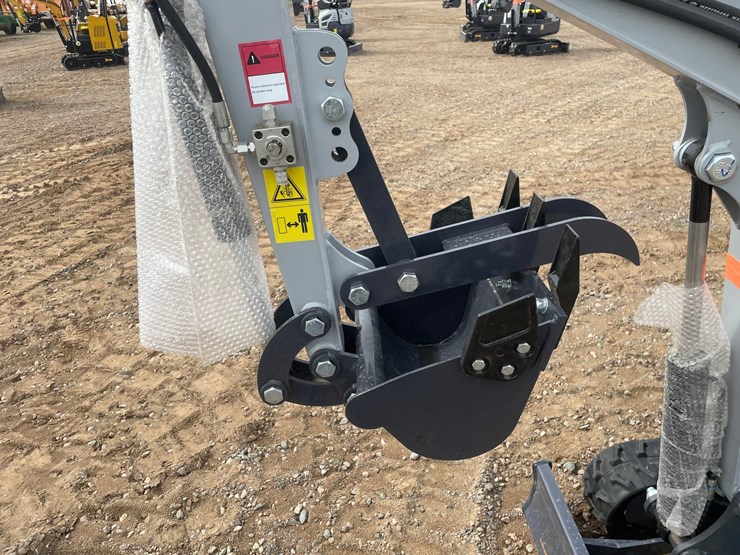 #2028-•-unused-2026-rt15r-ats-mini-excavator-image-22