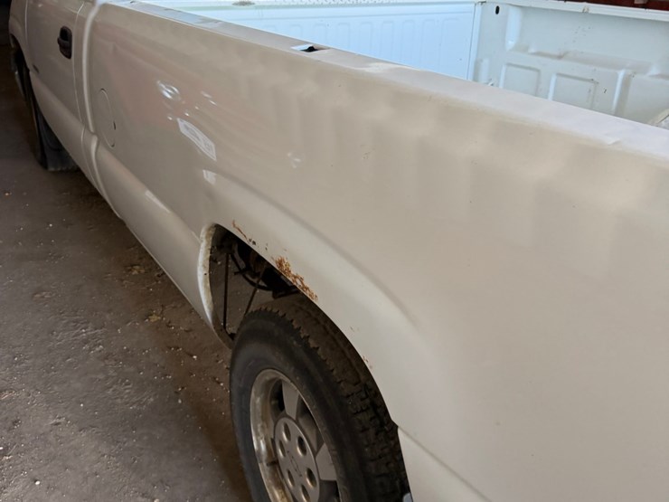2002-chevy-1/2-ton-long-box-2wd-pickup,-6-cyl-gas,-automatic-transmission-image-21
