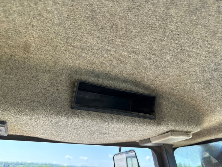 2006-volvo-l35b-pro-image-15