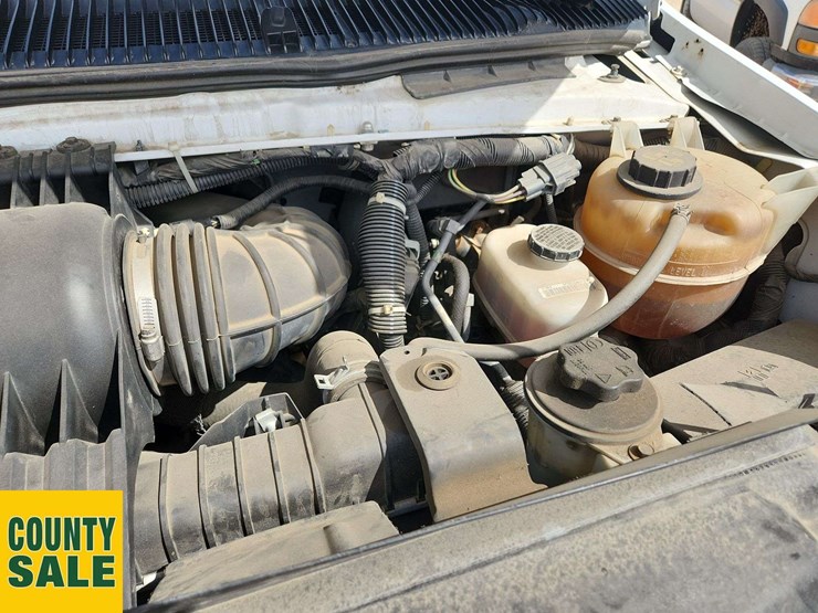 2016-ford-e450-image-30