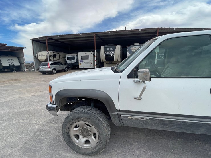1992-chevrolet-k2500-image-24