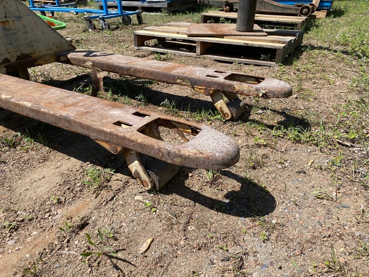 #7446-•-(2)-pallet-jacks-(antigo,-wi)-image-5