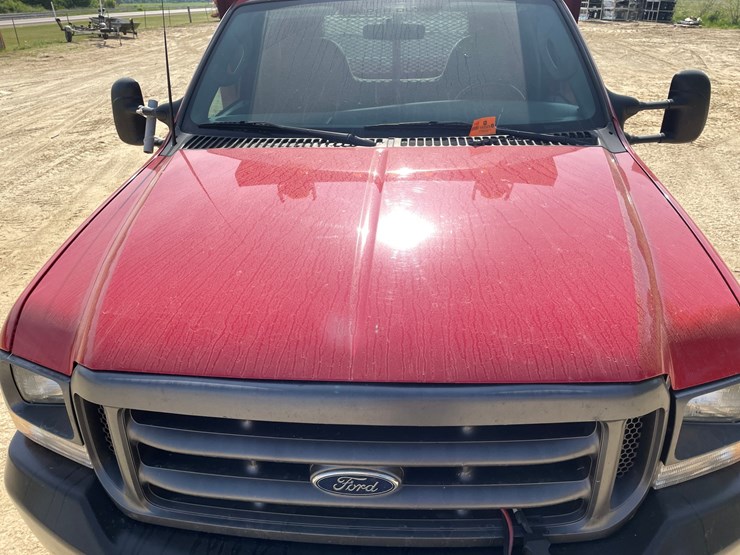2003-ford-f550-image-13