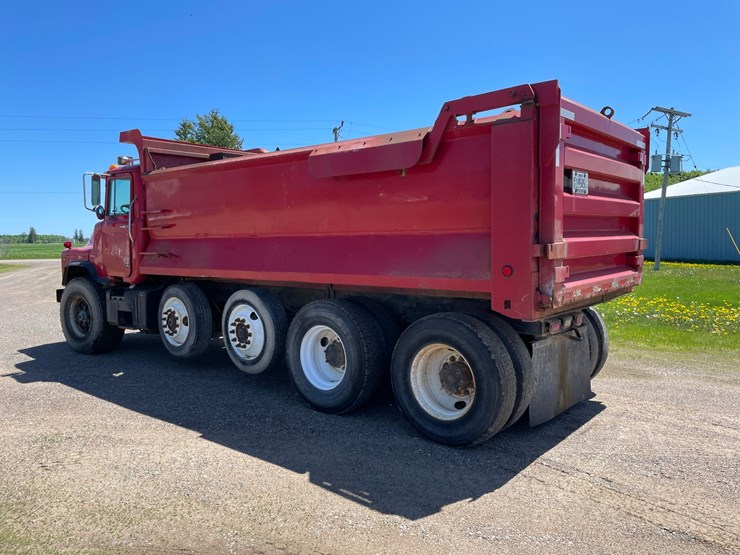 mack-dm688s-image-13