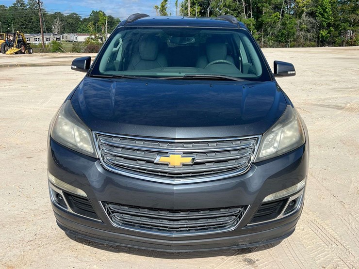 2014-chevrolet-traverse-image-5