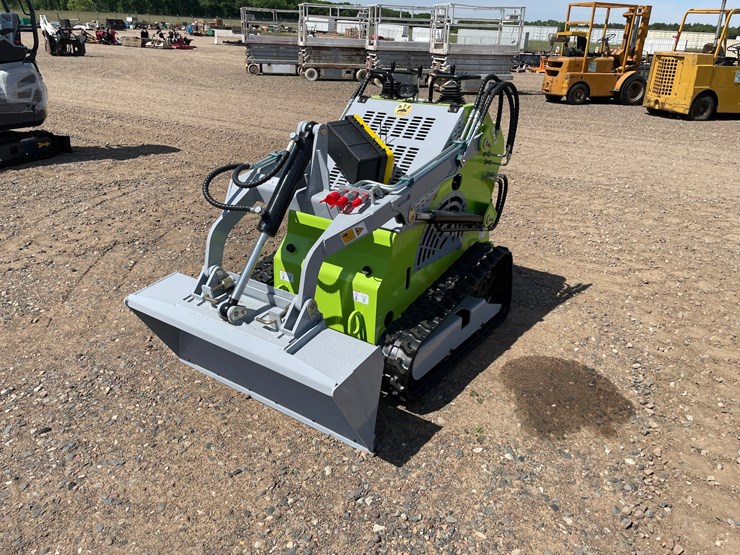 #2000-•-unused-2026-landhero-mini-skid-steer-loader-image-2