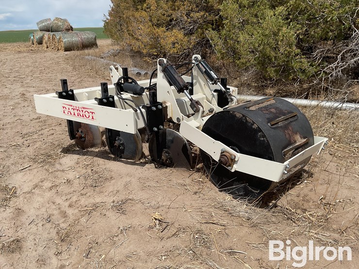 patriot-pivot-track-closer-image-7