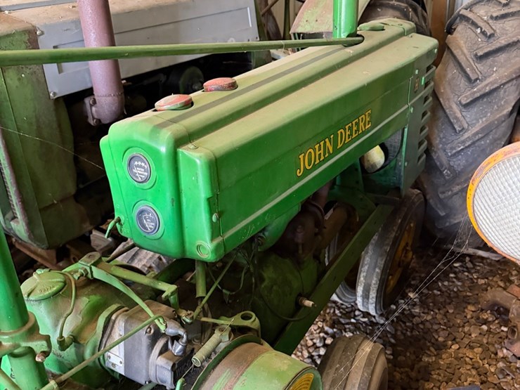 john-deere-h-image-8