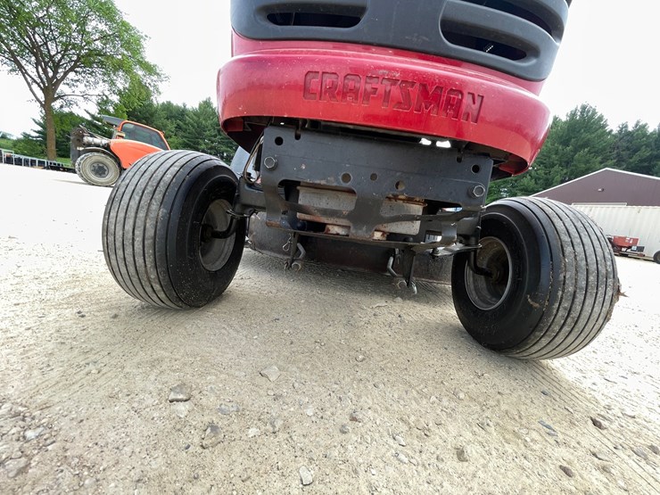 2006-craftsman-lt2000-image-21