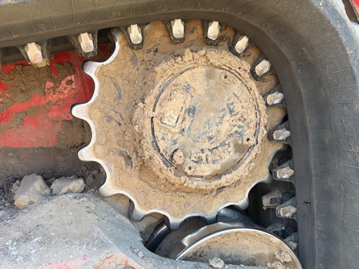 2023-manitou-2550rt-image-13