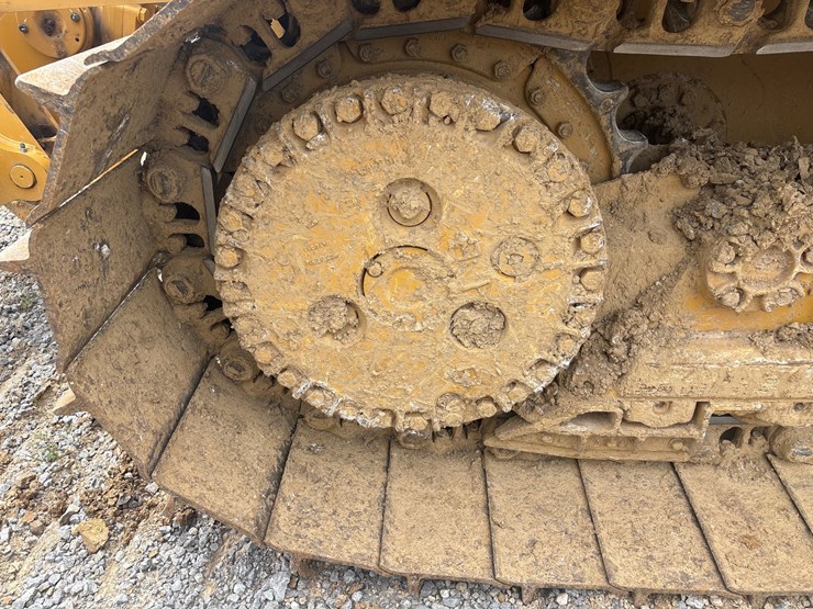 caterpillar-d4-lgp-image-10