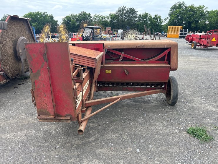 new-holland-271-image-5