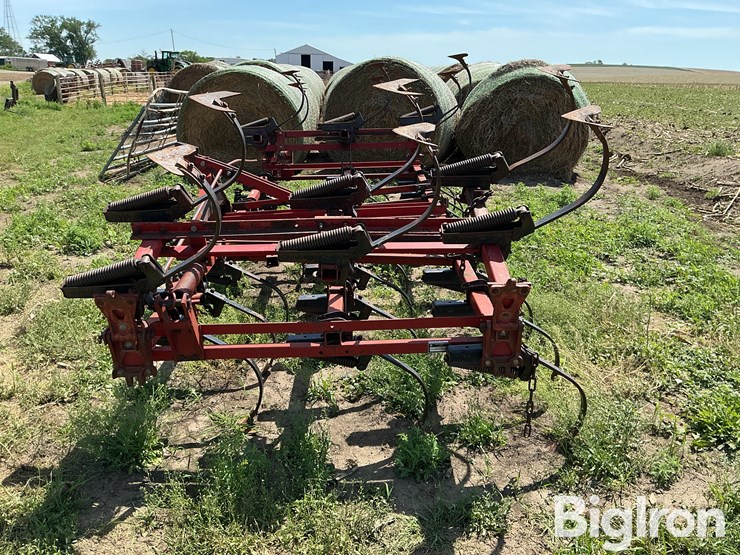international-4500-image-8
