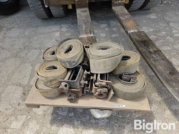 trailer-tie-down-straps-w/winches-image-1