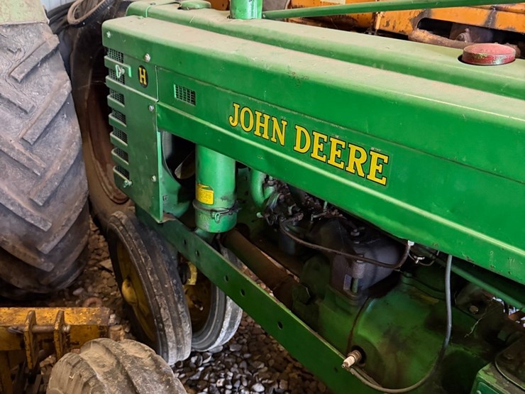 john-deere-h-image-16