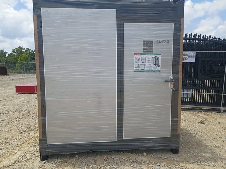 #l58-028-•-kj-portable-restroom-image-2