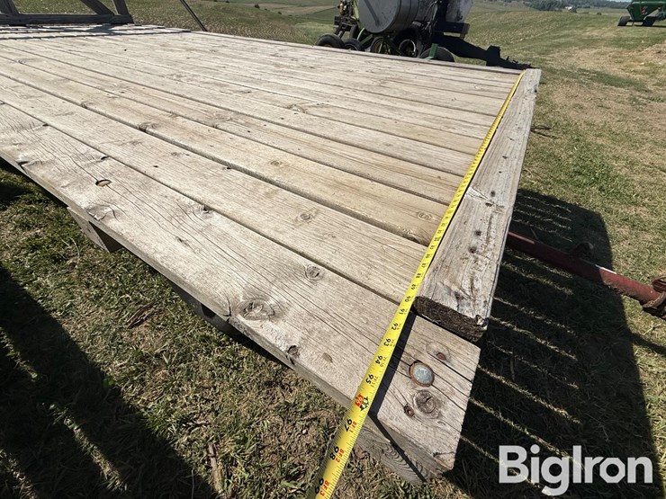 16'-hay-rack-on-westendorf-running-gear-image-12
