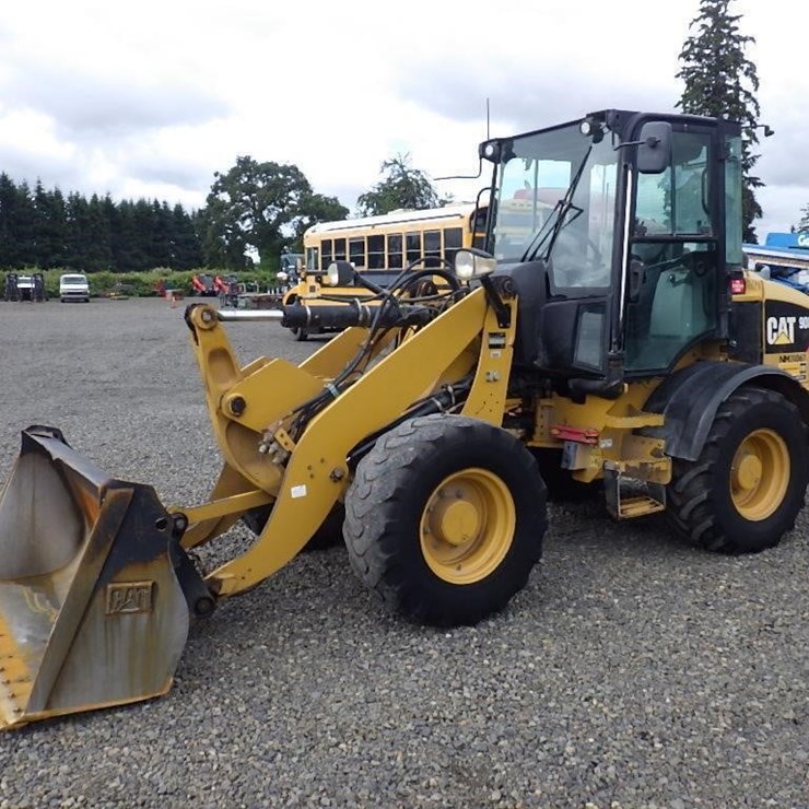 CATERPILLAR 908M