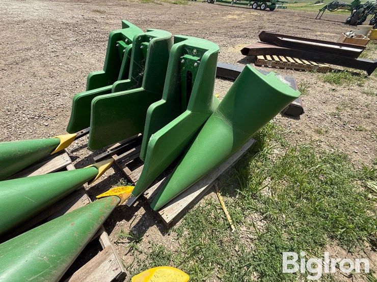 john-deere-platform-head-end-snouts-image-5