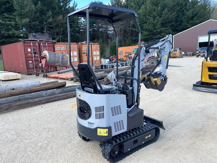 #1104-•-new-ats--d12d-mini-excavator-image-3