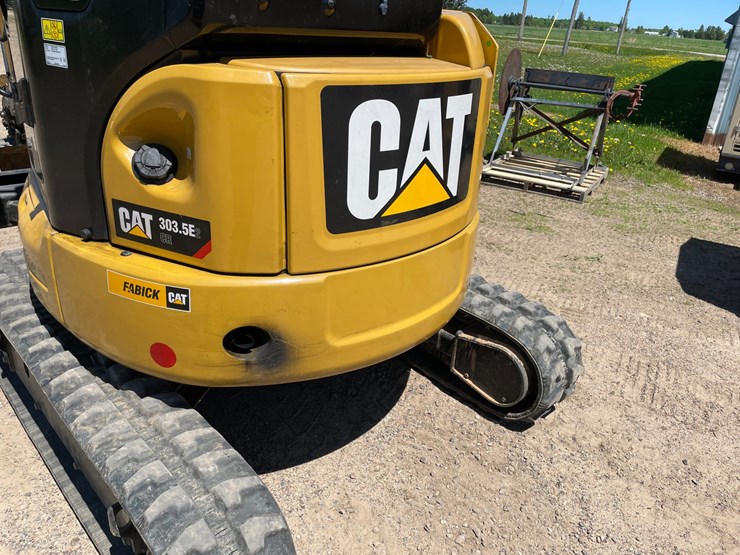 caterpillar-303.5e2-cr-image-30