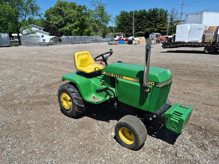 john-deere-420-image-7