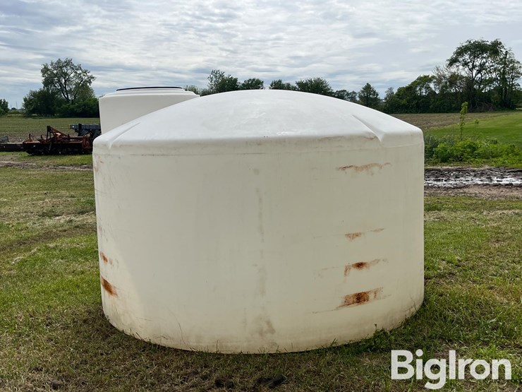 norwesco-1,300-gal-poly-tank-image-6