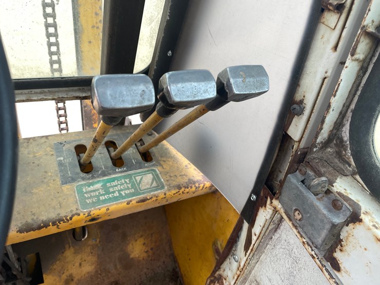 #302-•-liftmaster-rough-terrain-forklift-(boyceville-wi)-image-48