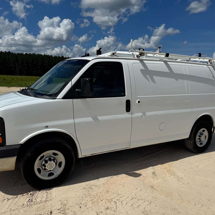 2014 CHEVROLET EXPRESS G2500