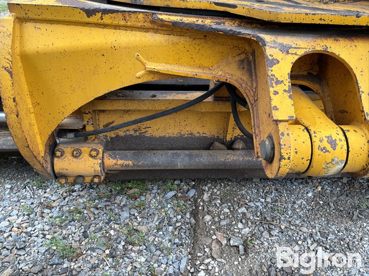 1992-deere-770bh-image-18