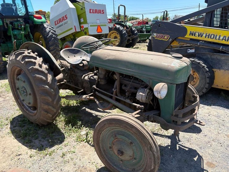 ford-800-image-2
