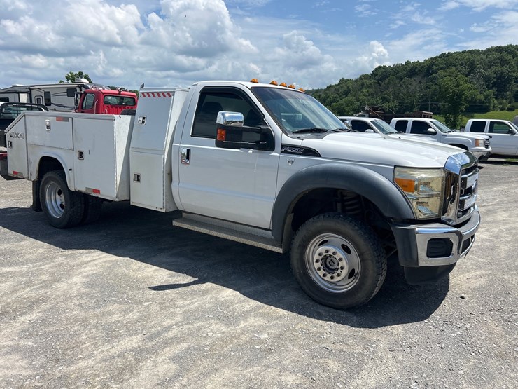 2014-ford-f550-image-3