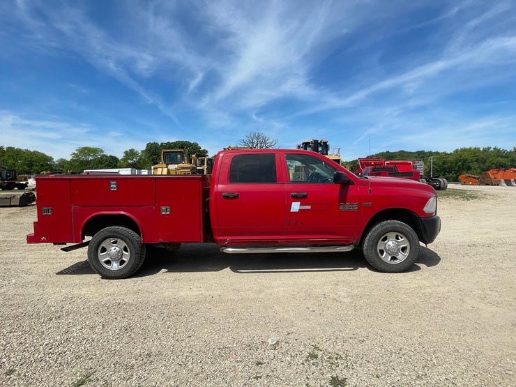 2015-dodge-ram-2500-image-4