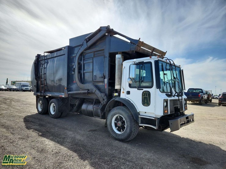 1999-mack-mr690s-image-6