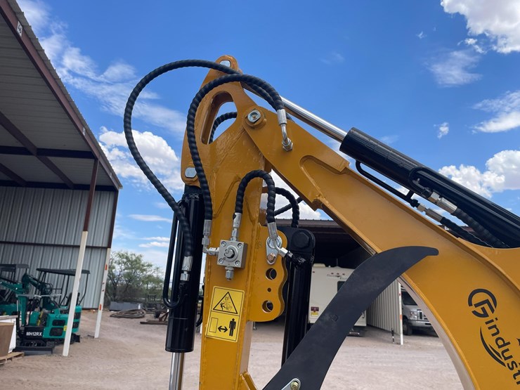 #2663-•-unused-cfg-mini-excavator-image-22