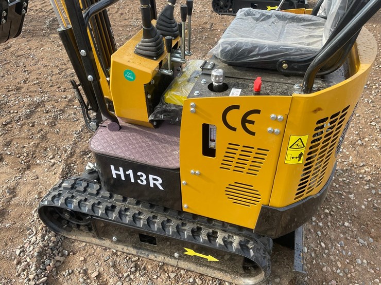 #2036-•-2026-cfg-h13r-mini-excavator-image-19