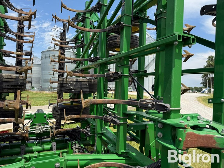 2018-john-deere-2018-image-19