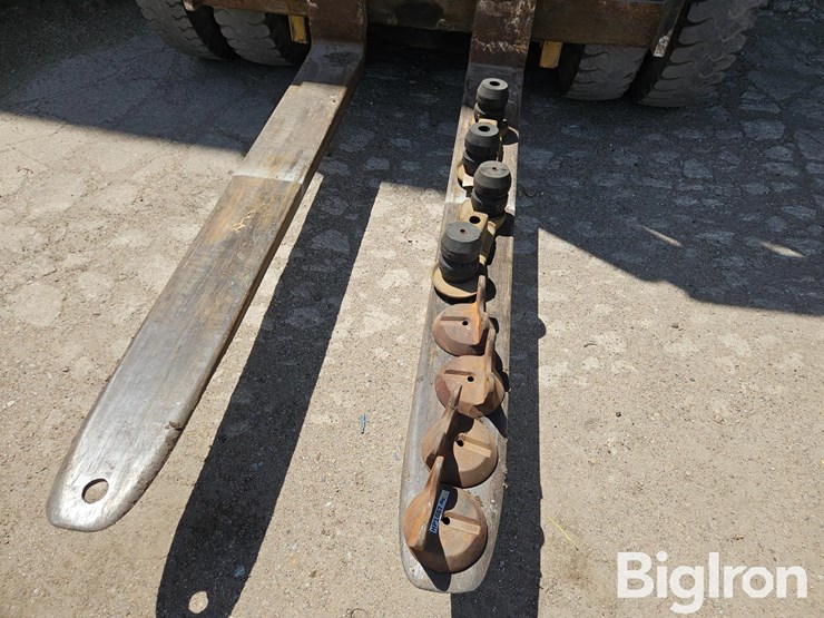 hendrickson-suspension-parts-for-truck-trailer-image-2