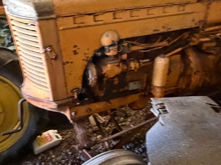 minneapolis-moline-tractor,-(minneapolis-moline-#3)-image-9