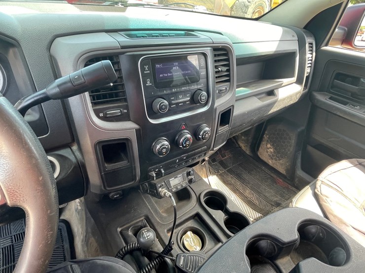 2015-dodge-ram-2500-image-17