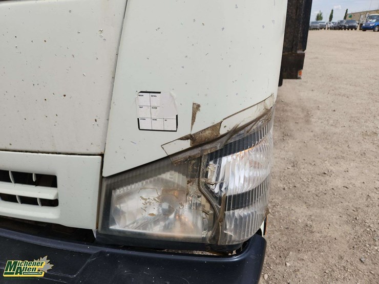 2007-gmc-w4500-image-25