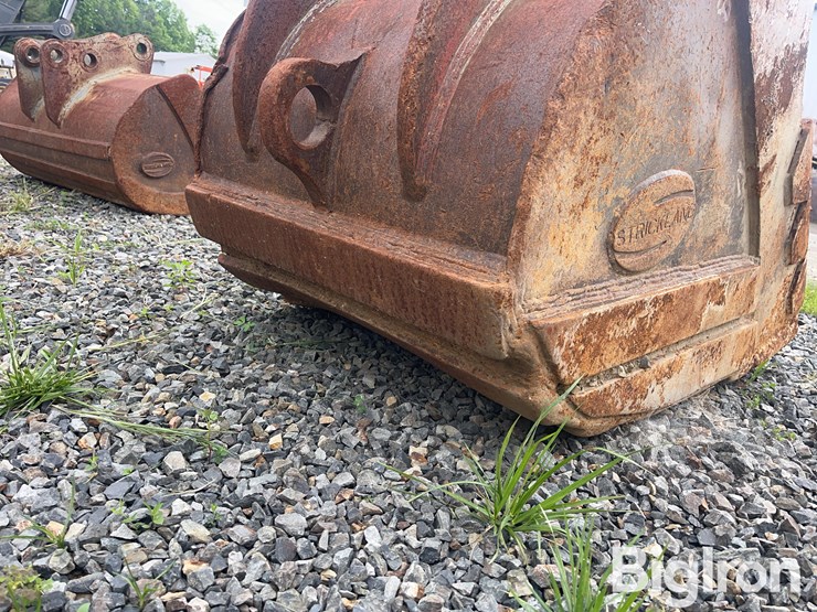 strickland-cx210-36”-excavator-bucket-image-11