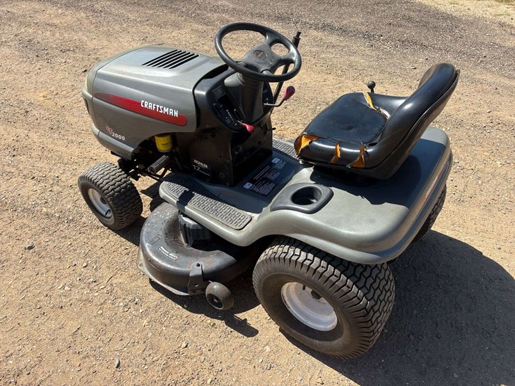craftsman-lt2000-image-2