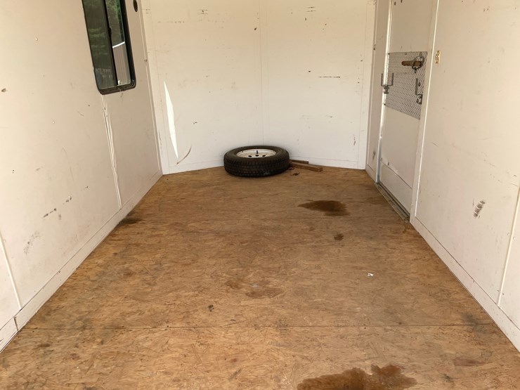 #412-•-2012-middlebury-16'-enclosed-trailer-(has-wi-title)-image-58