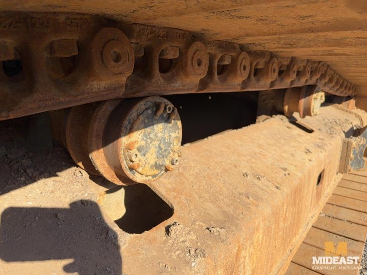 2017-caterpillar-349fl-image-22